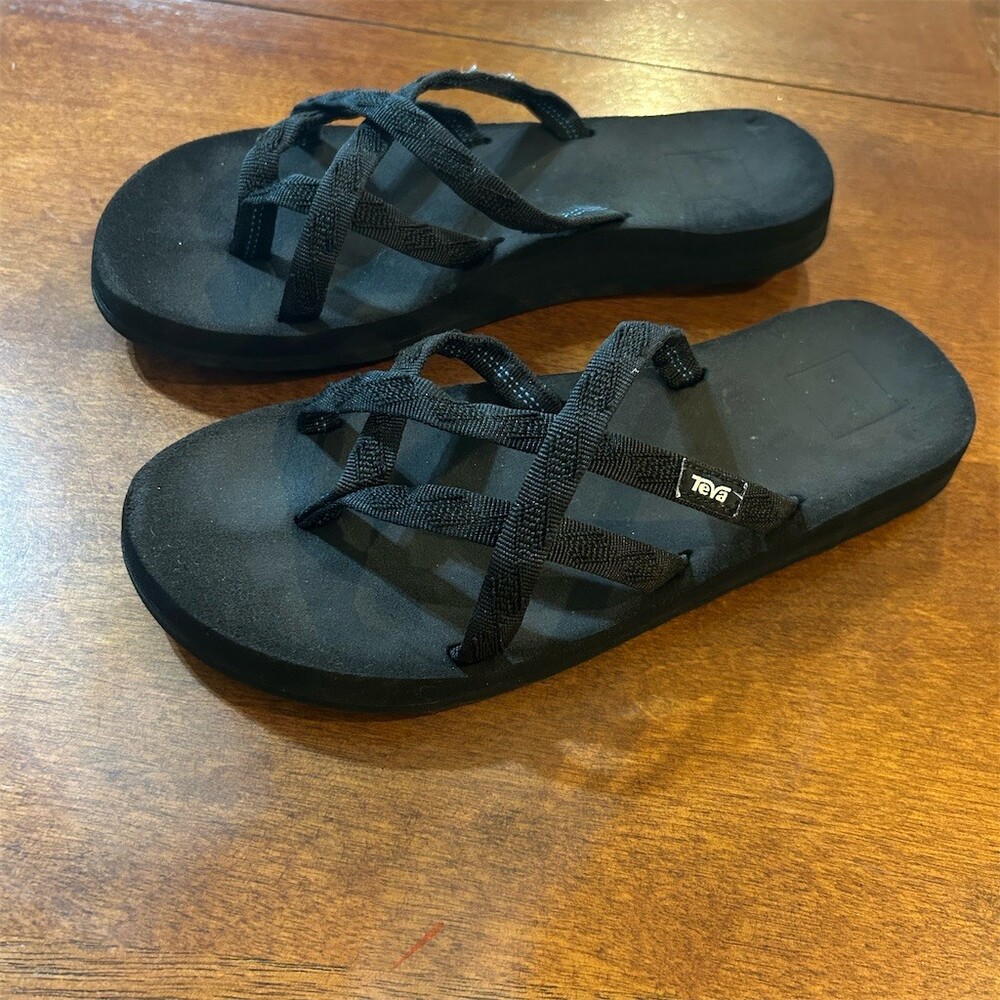 Teva Olowahu Women's Flip Flops Black Strappy Thong Sandals Size 8 EU 39